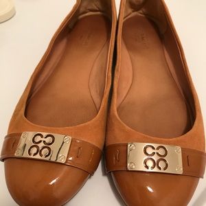 Coach flats